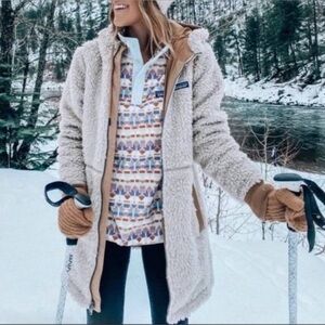 Patagonia Dusty Mesa Parka in Natural